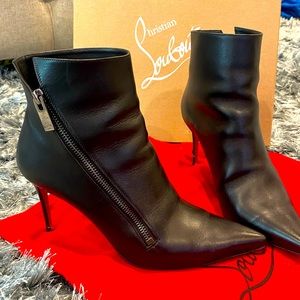 CHRISTIAN LOUBOUTIN Birgikate Leather Ankle Boots 85 Used Size 39 9 fits size 8